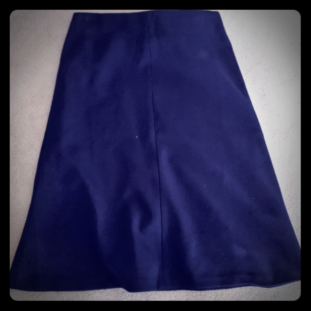 Ann Taylor wool skirt in navy xs